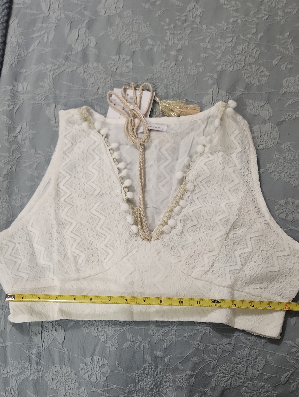 White Crochet V-Neck Crop Top with Tassel Tie - Picture 10 of 10